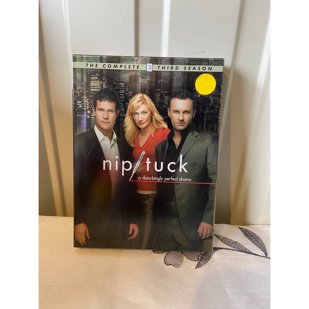 Nip tuck season 3 DVD